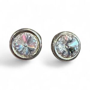 Silver Tone Round CZ Stud Earrings – Minimalist Everyday Sparkle Jewelry